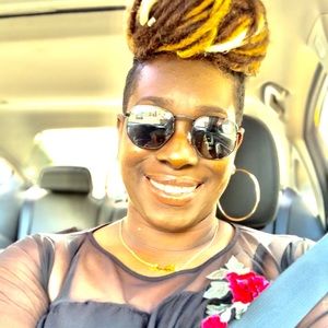 Meet your Posher, Amber